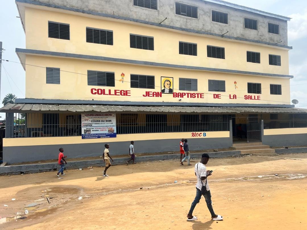Façade rénovée du collège Jean-Baptiste de La Salle